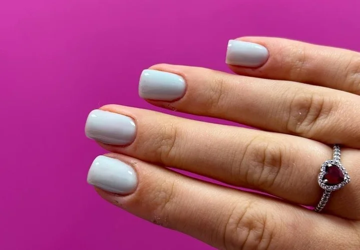 Hero Image Hybrid Manicure